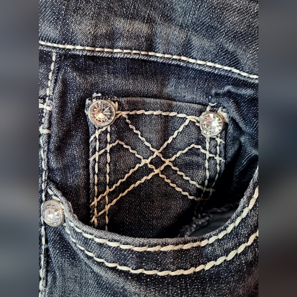 Twentyone Black by Rue21 Distressed Jeans - Picture 3 of 9